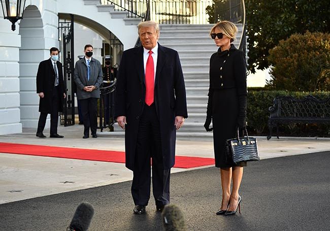 melania and trump leaving white house