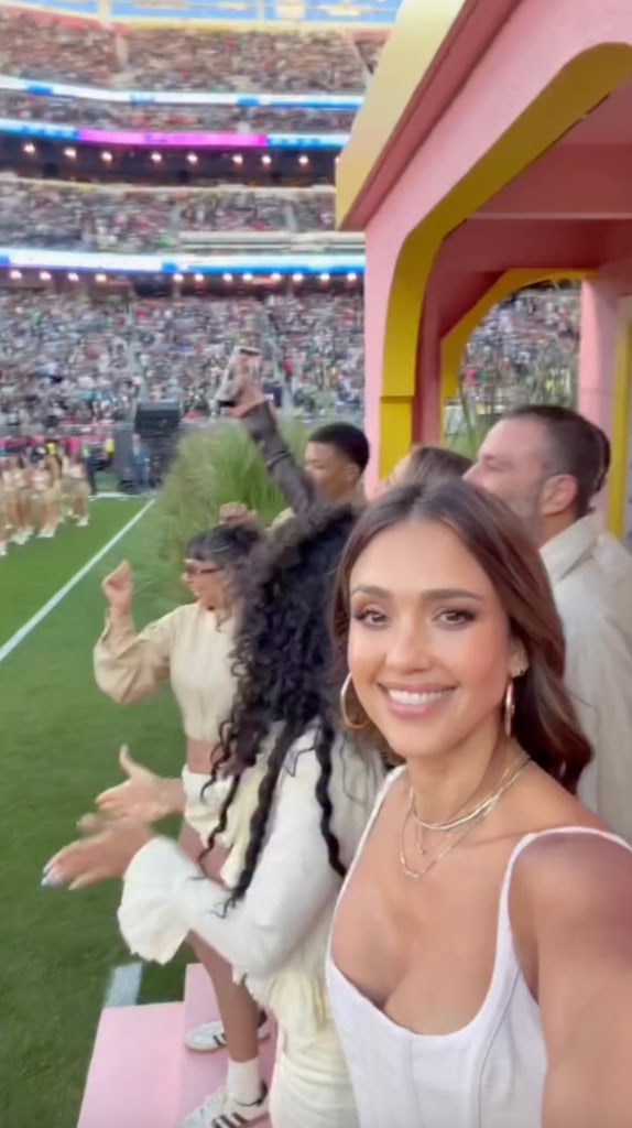 jessica alba super bol