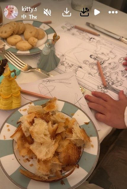 Kitty Spencer's daughter Athena enjoyed a croissant for breakfast at Claridge's