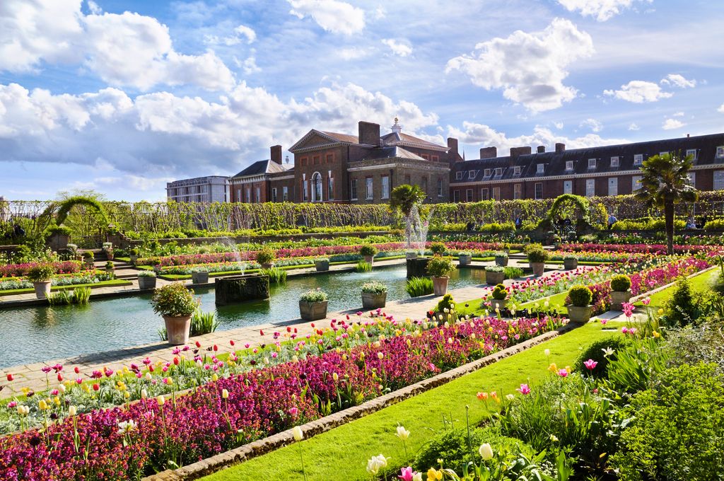 The floral display in the Sunken Garden at Kensington Palace