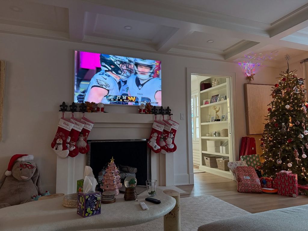 hoda kotb living room at christmas