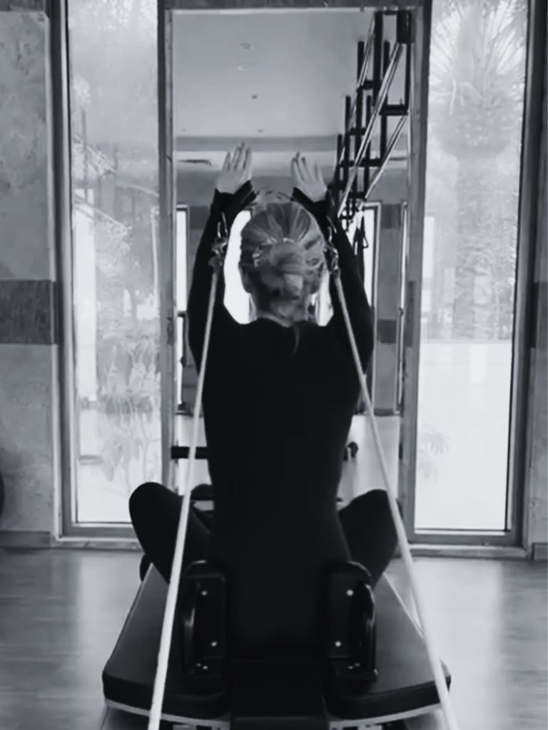 Lindsay lohan pilates workout