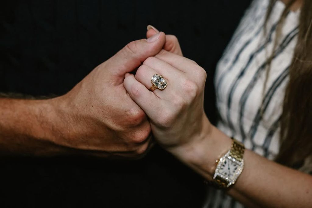 Taylor Swift and Travis Kelce's engagement ring, shared on Instagram