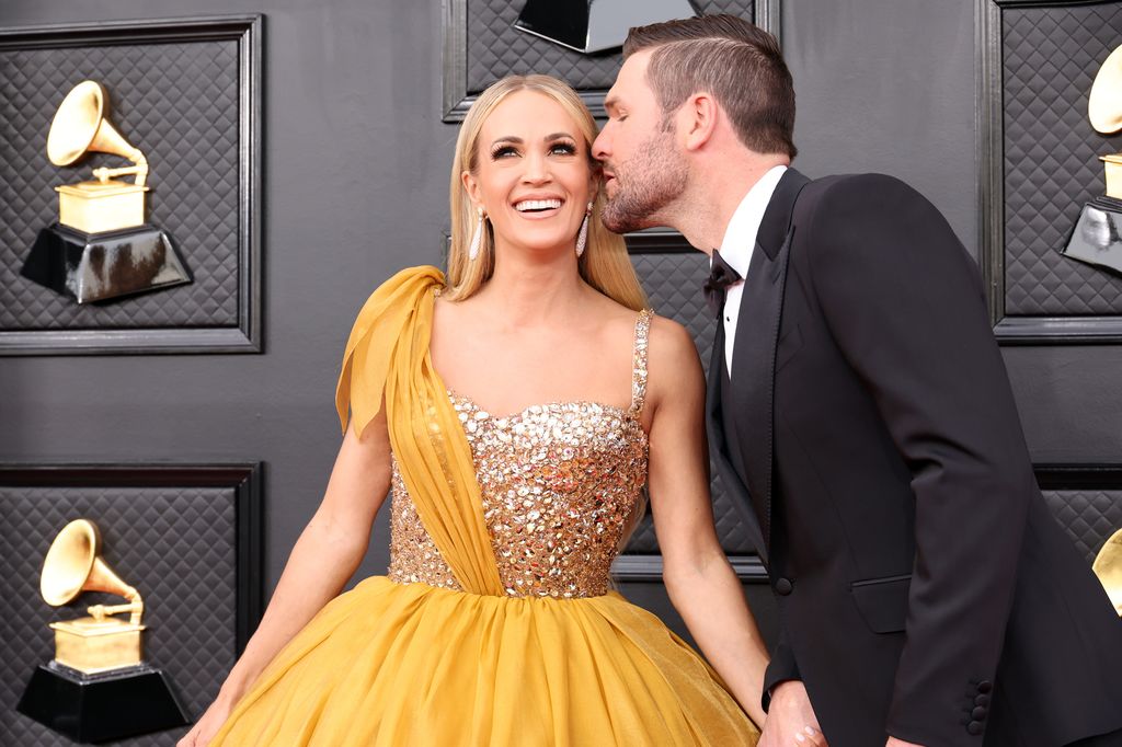 carrie underwood mike fisher grammys 2022