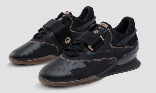 reebok wit weight lifting trainers