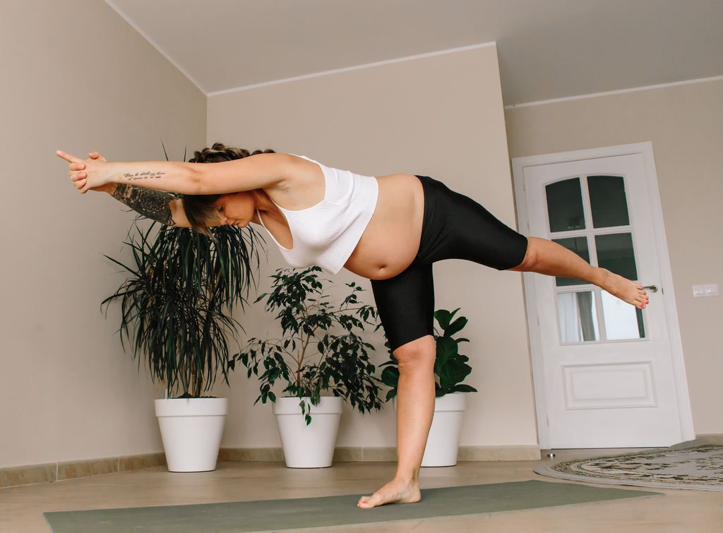 Warrior III Virabhadrasana III yoga pose for bad knees