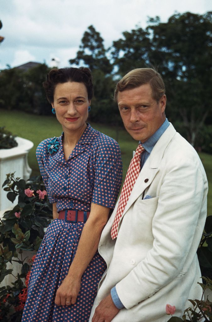 Wallis Simpson and Edward VIII outside of Government House
