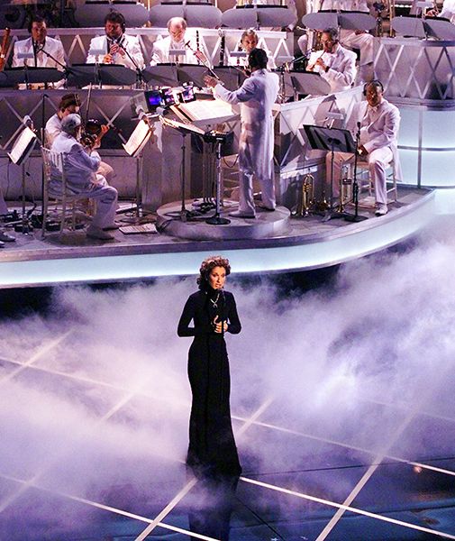 celine dion performing my heart will go on oscars 1998