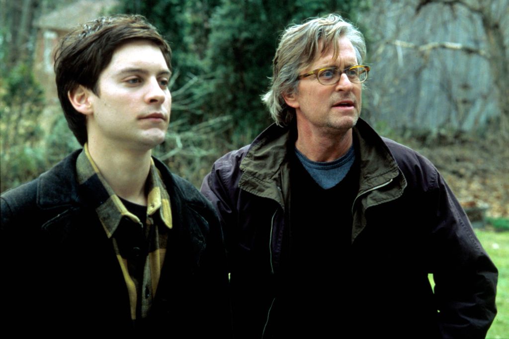 Tobey Maguire and Michael Douglas in Wonder Boys