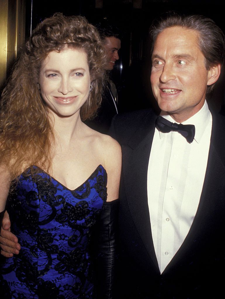 Diandra Luker and Michael Douglas at a gala in 1987. 