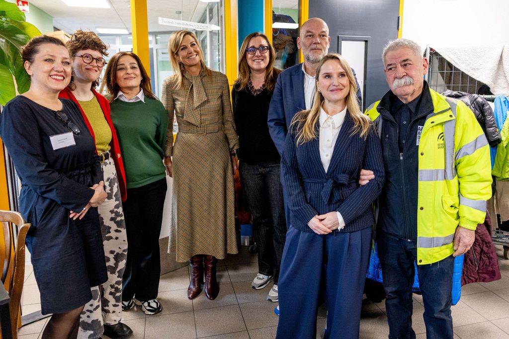 La reine Maxima lors d'une visite dans un refuge pour sans-abri, pour soutenir les citoyens européens sans abri et la collaboration entre les partenaires de soins de santé et de soutien concernés à Amsterdam