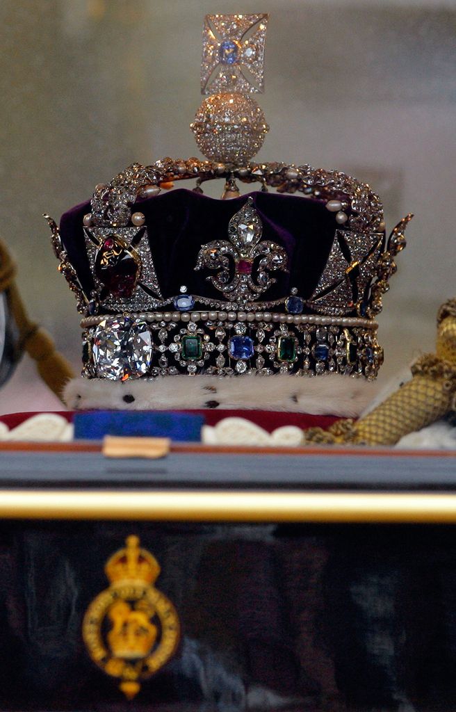 The Imperial State Crown in a carriage