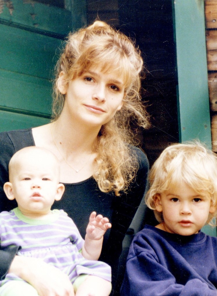 Mother's Day 2025 photo shared by Kevin Bacon of Kyra Sedgwick with their kids Sosie and Travis
