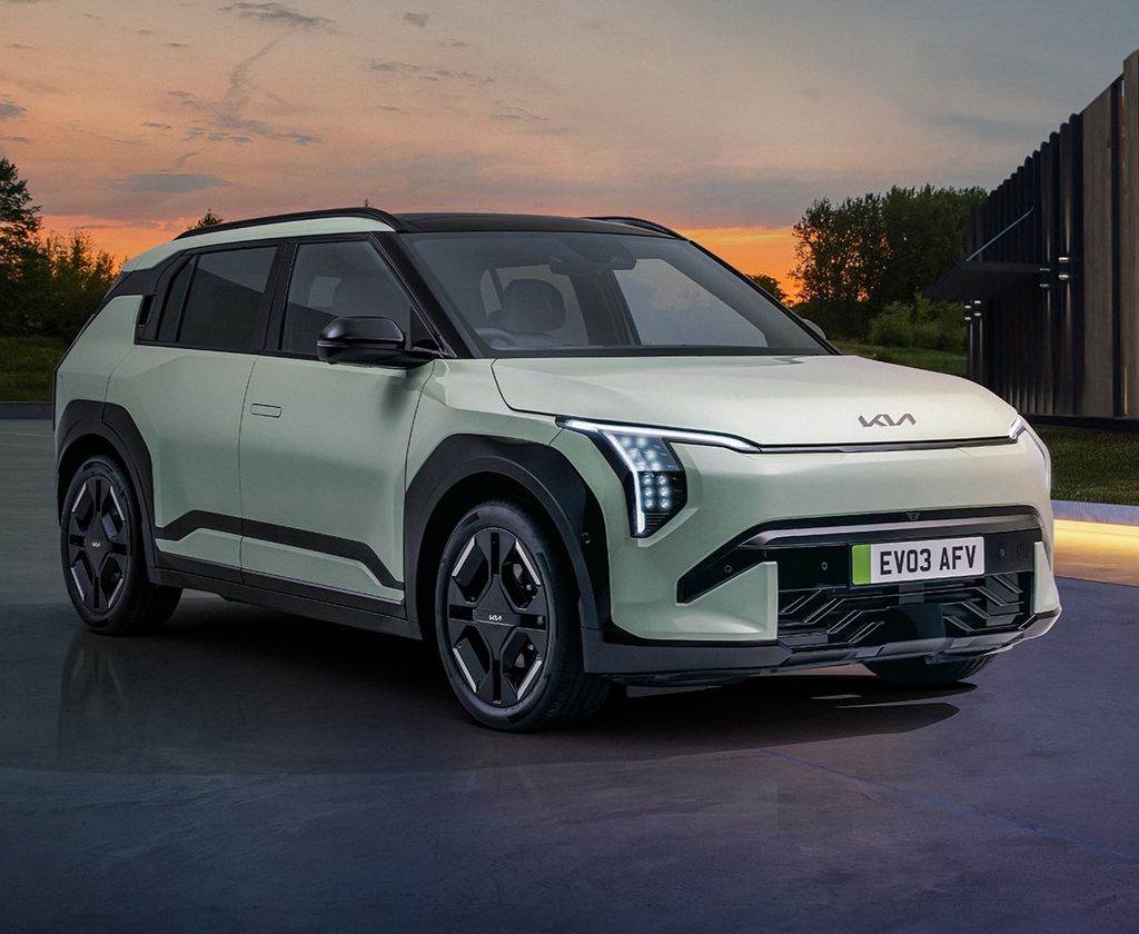 Kia's adding to its EV line-up with the distinctive EV3  