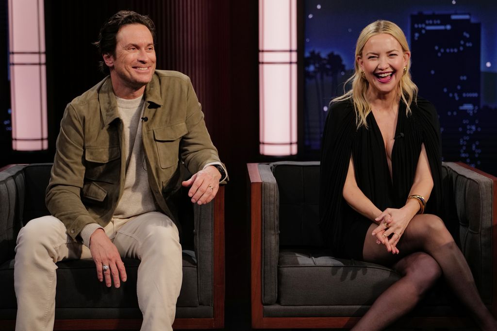 kate hudson oliver hudson laughing on jimmy kimmel live