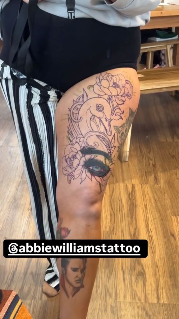 Ellie Warner undergoes major tattoo transformation