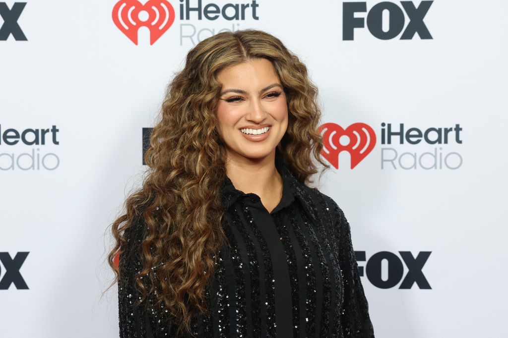 Tori kelly