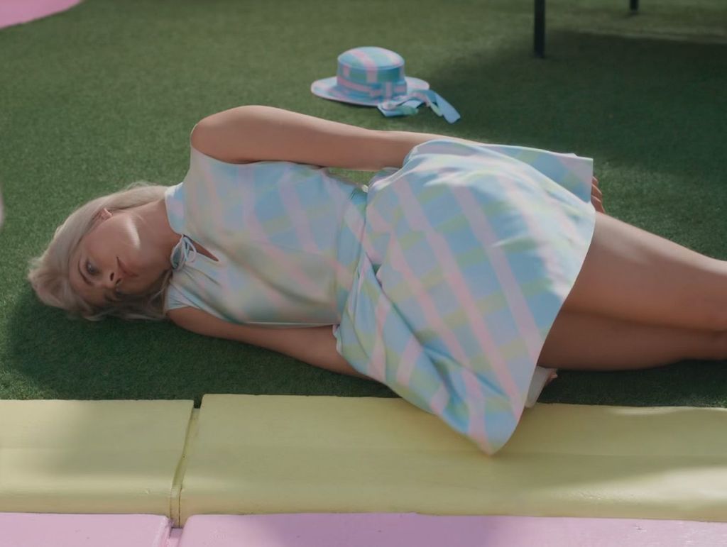 margot robbie in barbie