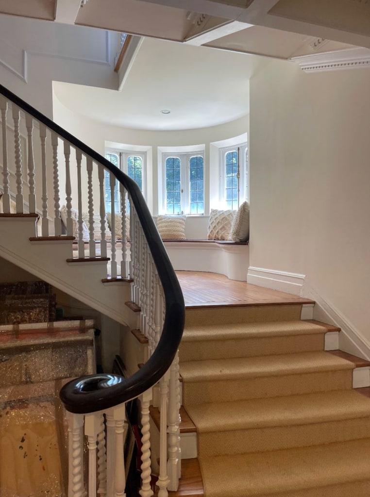 Photo shared by Vincent Manzo to EstateSales.net of Sunny Hostin's home in Purchase, New York ahead of an estate sale