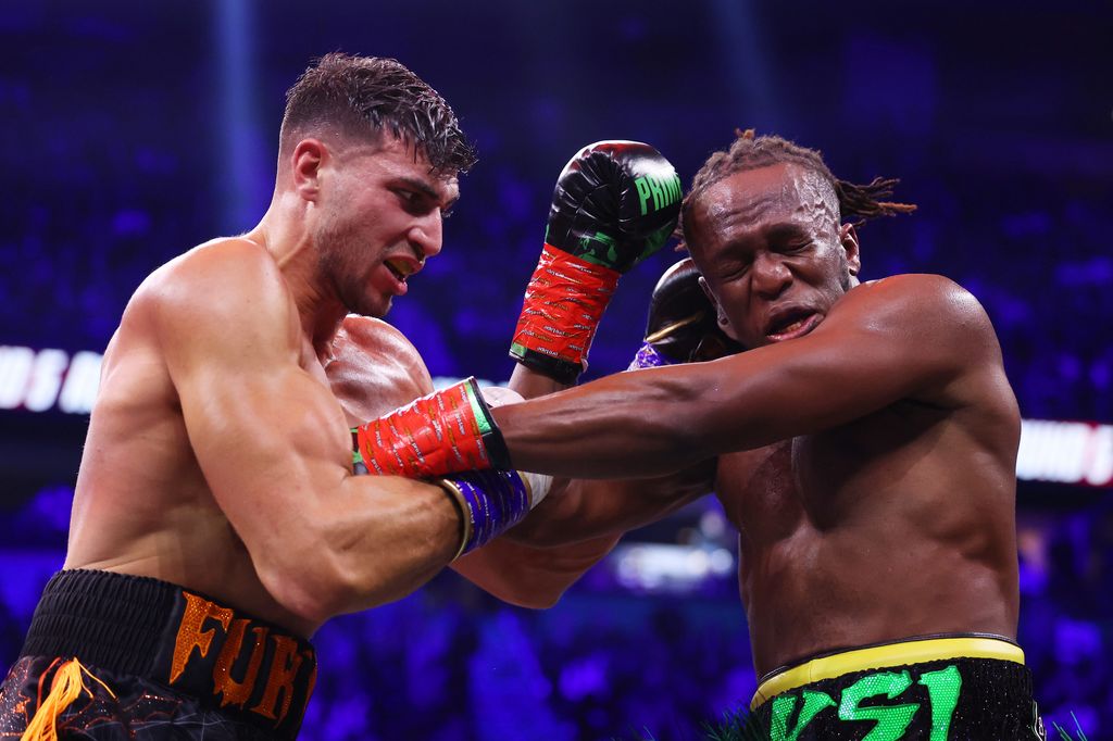 Tommy Fury and KSI boxing