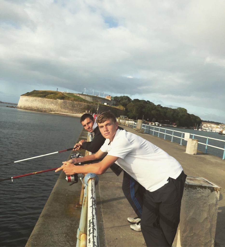 brothers fishing 