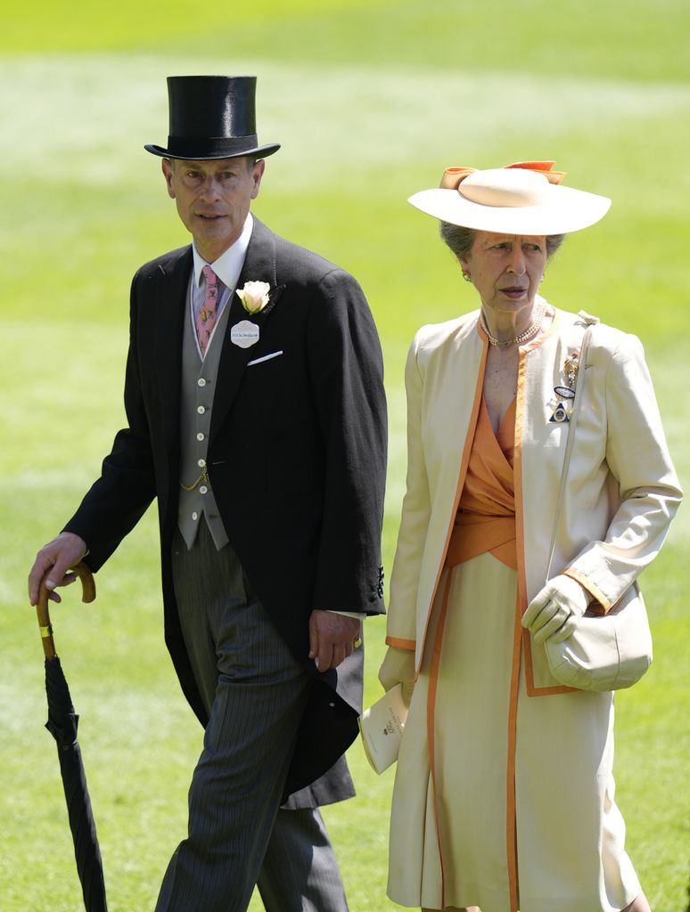 Duke of Edinburgh dan Princess Royal di Cincin Parade