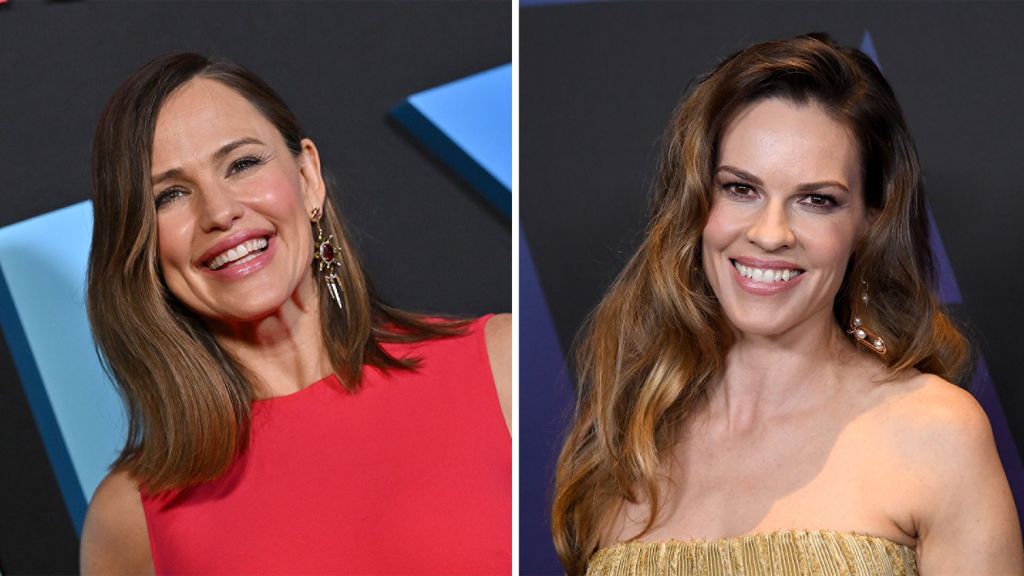 Jennifer Garner and Hilary Swank