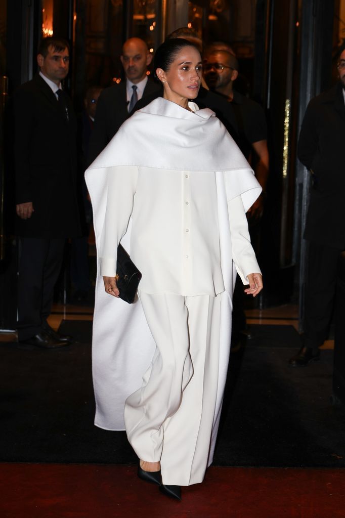 BGUK_3375105 - Paris, FRANCE  Meghan Markle was seen leaving her hotel on her way to the Balenciaga show during Paris Fashion Week