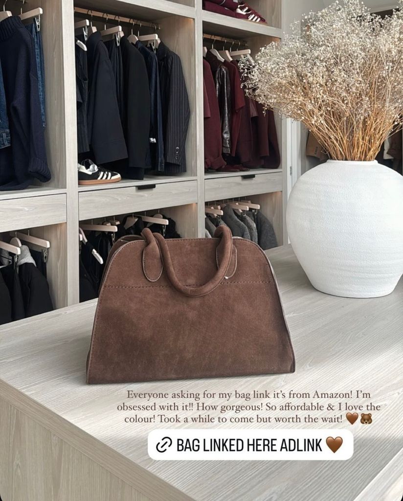 Tas suede coklat dari Amazon ini menjadi hits karena tampilannya yang sangat mirip dengan tas The Row Margaux yang sudah terjual habis