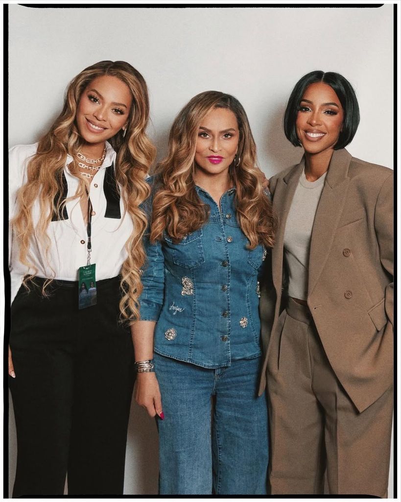 Tina, Beyonce and Kelly reunited backstage