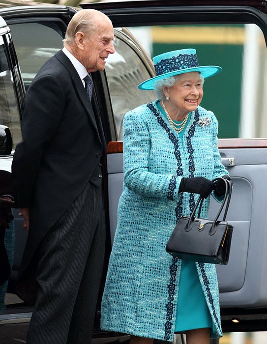 the queen handbag