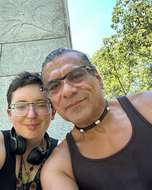 Jonathan Joss partage un selfie avec son petit ami, partagé sur Instagram