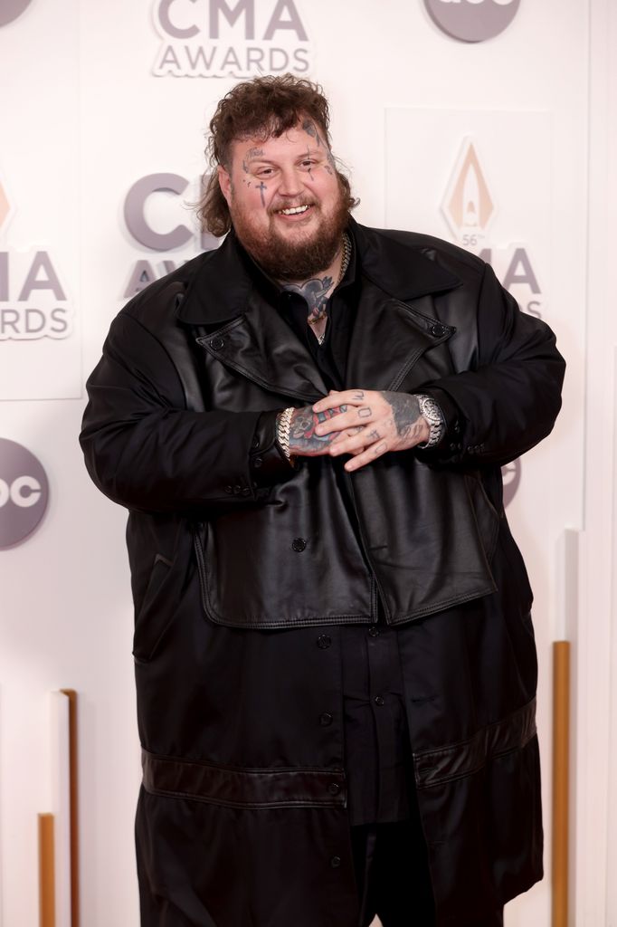 jelly roll black outfit