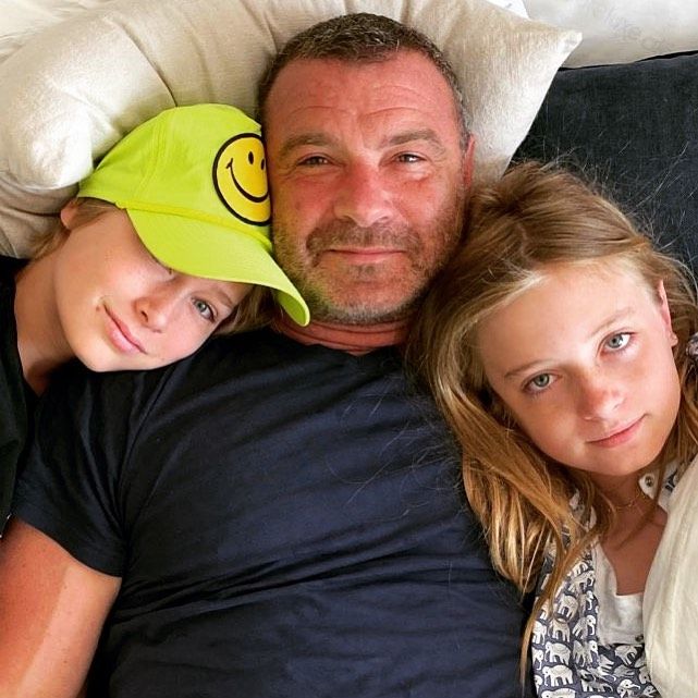 Liev Schreiber, Kai and Sasha take adorable selfie