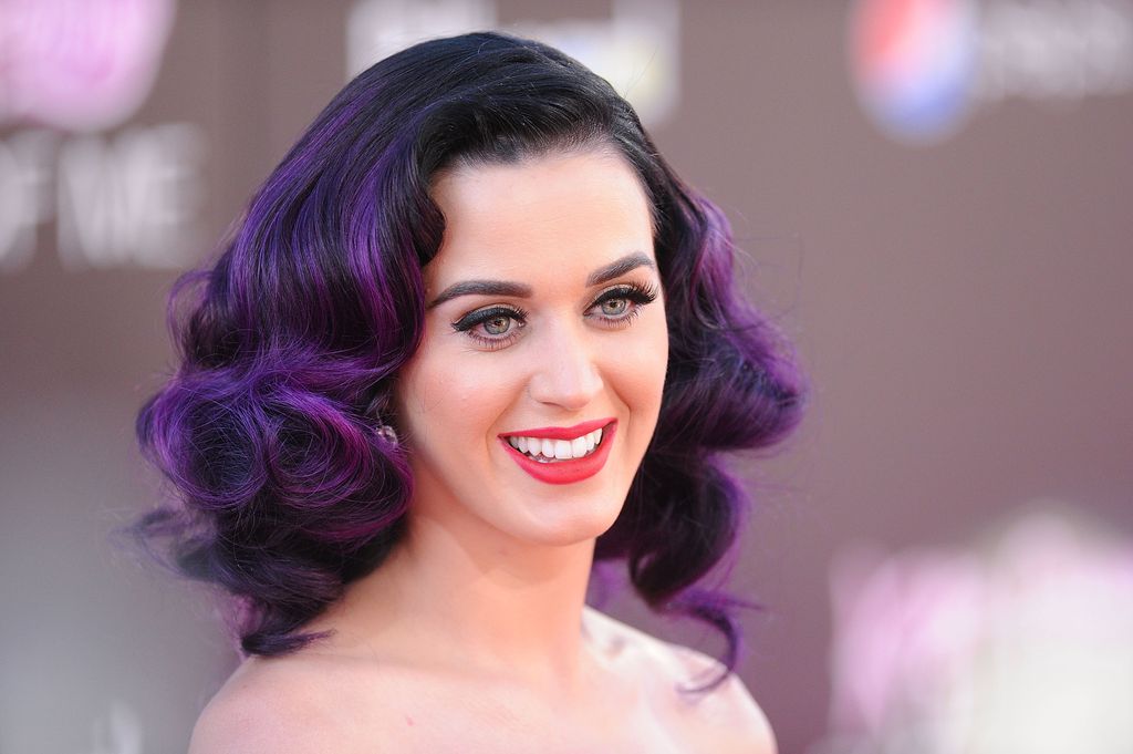 Katy Perry Looks Totally Different With Her New Long Hair — Photos | Allure