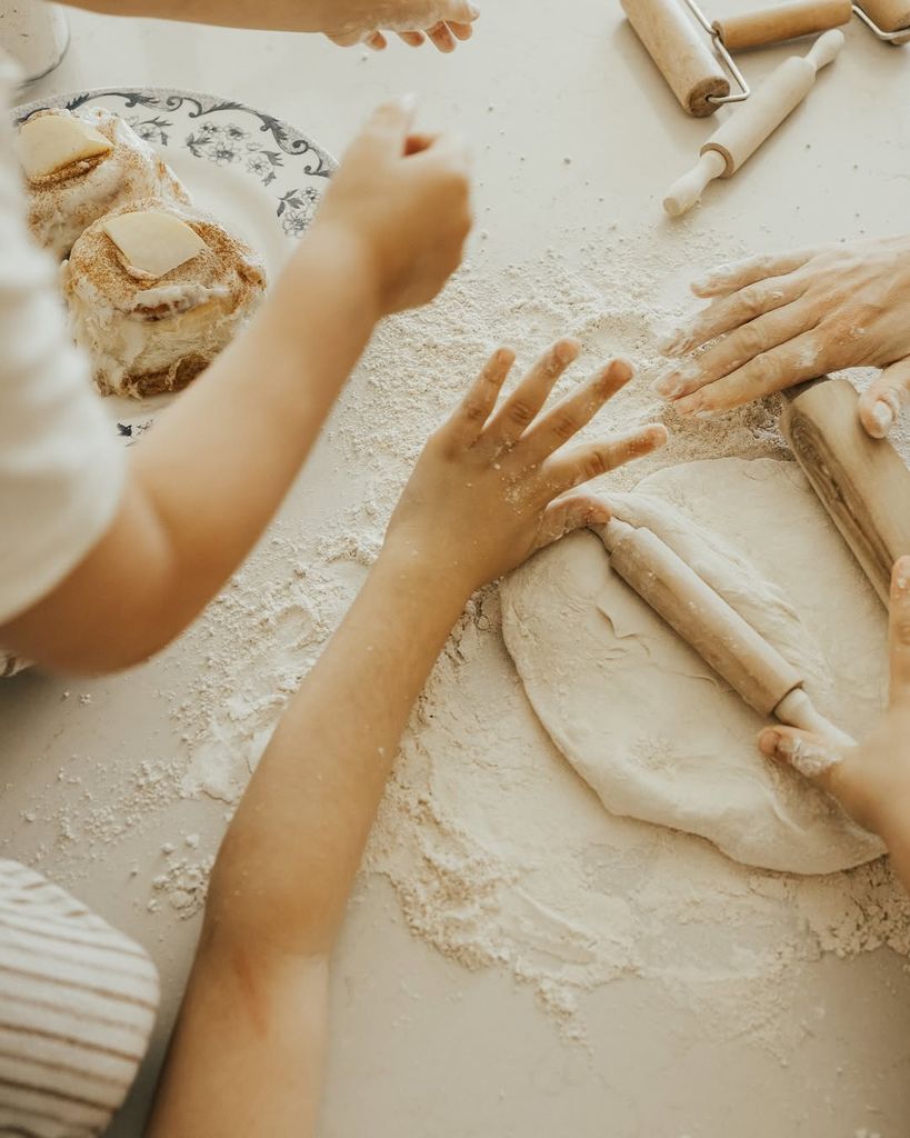Jacqueline MacInnes Wood children hands