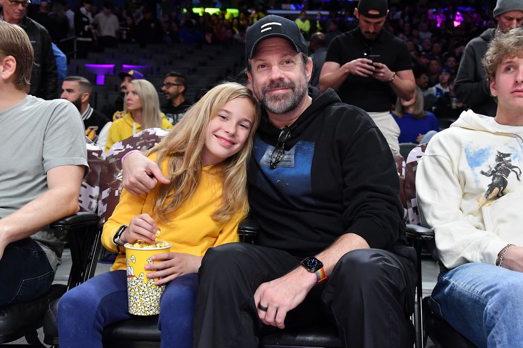 jason sudeikis and son otis courtside lakers vs magic