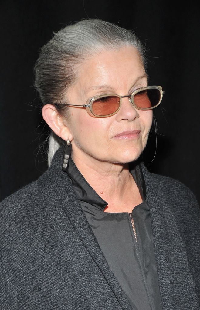 Qu'est-il arrivé à Geneviève Bujold, co-vedette de Richard Burton, nominée aux Oscars ? 4 Geneviève Bujold arrivant aux Film Critics Association Awards