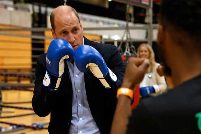 prince william boxing gloves