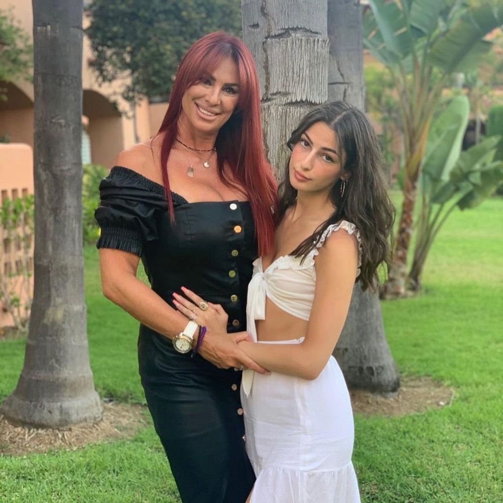 Lauren Simon with her daughter Gigi