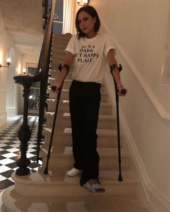 victoria beckham on crutches
