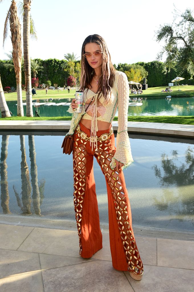 Bottoms  Boho chic outfits, Orange bell bottoms outfit, Red bell