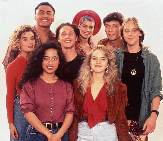 Martin Henderson and fellow cast of Shortland Street in 1992