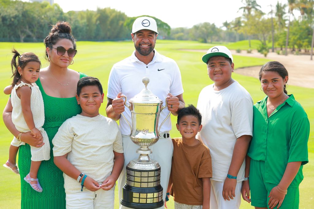 Rencontrez la femme du golfeur professionnel Tony Finau et leurs 6 enfants 2 Ils ont six enfants