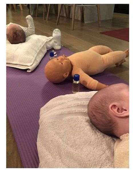 christine lampard baby massage class