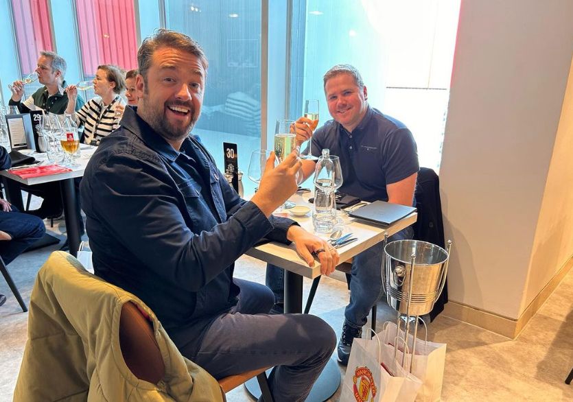 Jason Manford and Stephen Manford toasting drinks