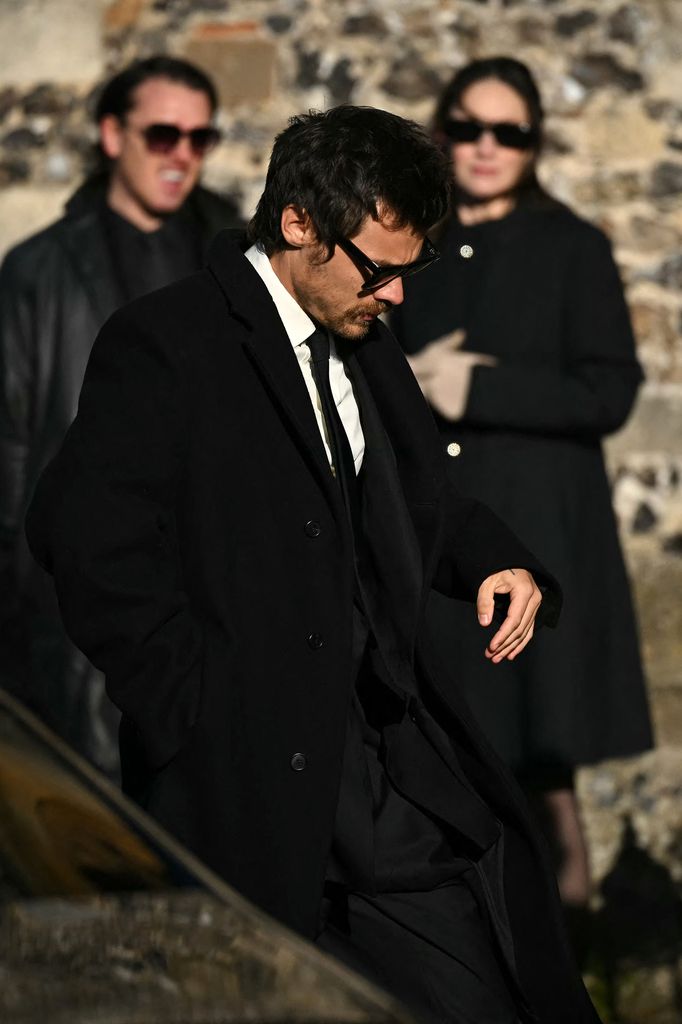 Harry a assisté aux funérailles de Liam aux côtés des autres membres du groupe One Direction.