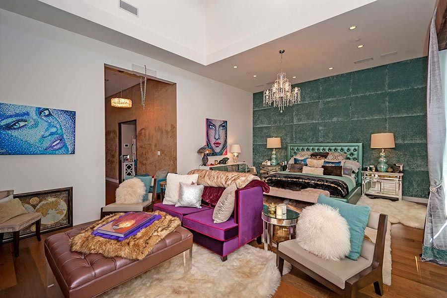 britney spears holiday bedroom