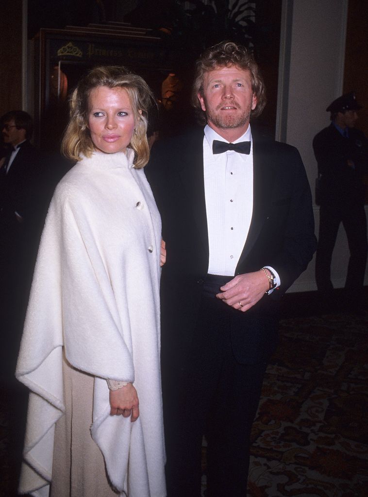 Kim Basinger and husband Ron Snyder attend the 42nd Annual Golden Globe Awards  on January 26, 1985 at the Beverly Hilton Hotel in Beverly Hills