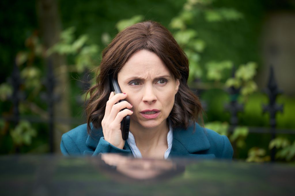 Laura Fraser plays DI Bea Metcalf 